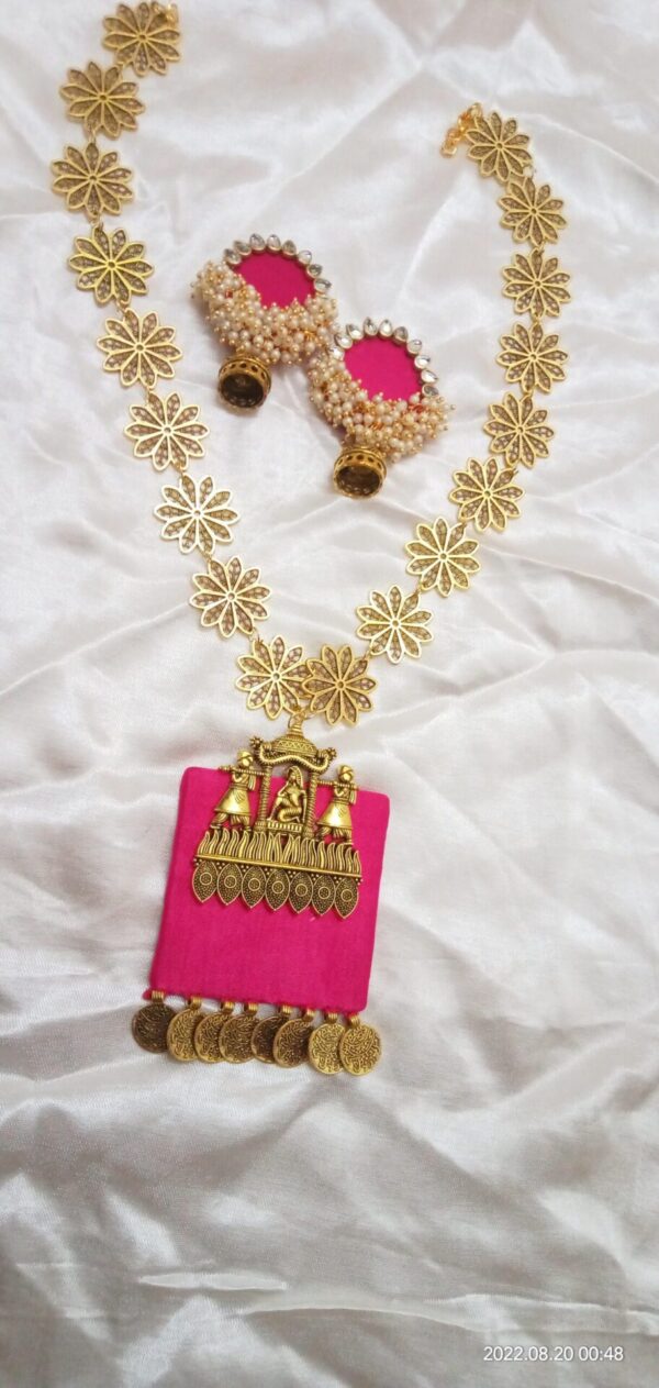 Traditional Royal Set