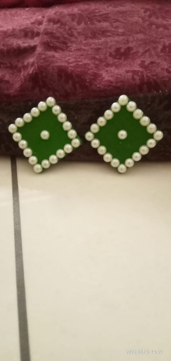 Pearl earrings