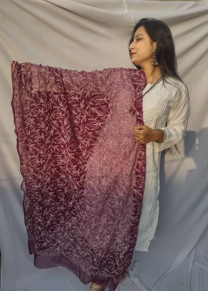 Wine And White Chikankari Tapchi Duppata