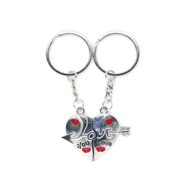 Generic Love Couple Metal Magnet Keychain (Color: Assorted)