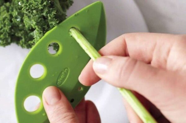 Generic Pack Of_5 Vegetables Celery Parsley Cabbage Leaf Stripper Plastic Looseleaf Herb Leaf Stripper Kitchen Gadgets (Color:Assorted)