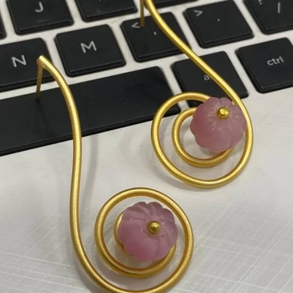 Designer Contemporary Earrings