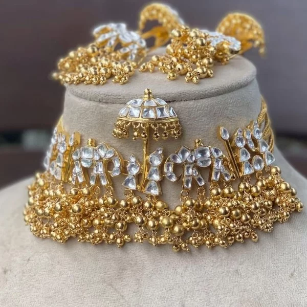 Doli Baarat Choker Set