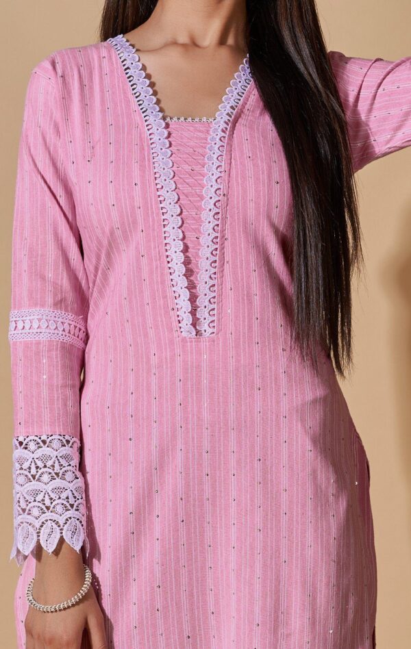 KURTI