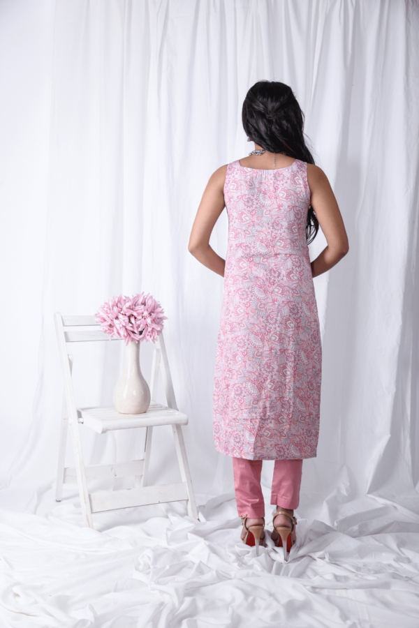 Pink Printed Floral Kurta