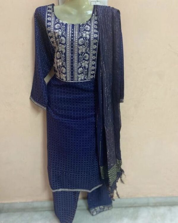 Kurti with pant and dupatta