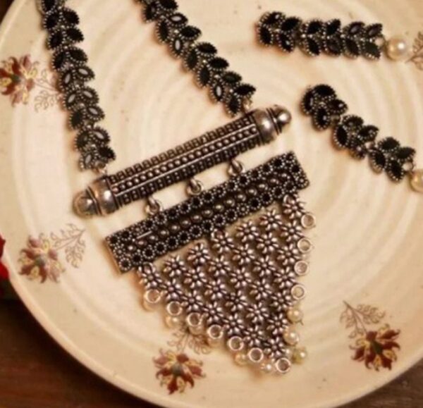 Eivri Oxidised Silver Fashion Jewellery Ladies Necklace For Women & Girls