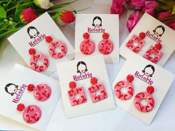 Red medium earing for women's