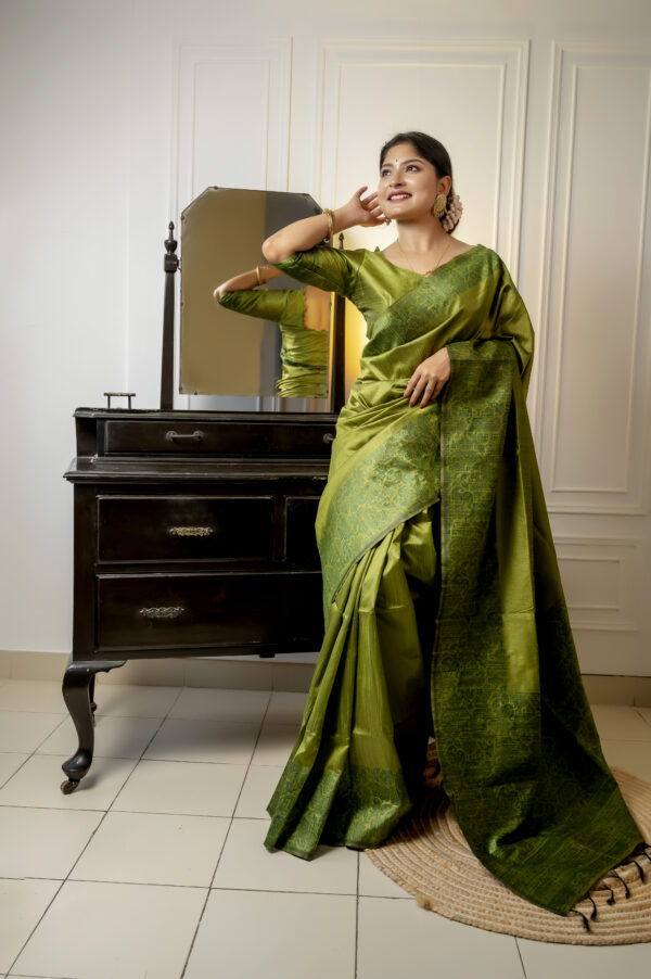 HDLM_385_OLIVE saree