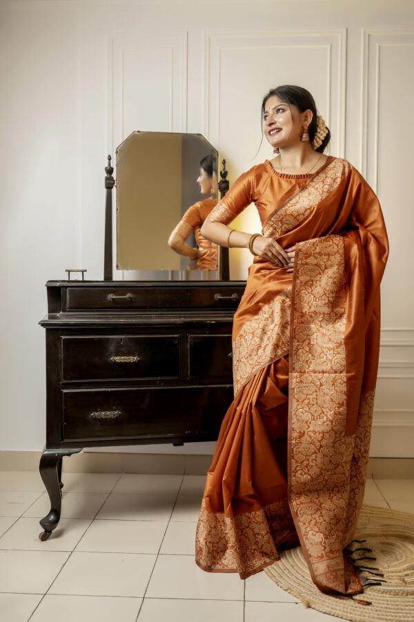 HDLM_385_ORANGE saree