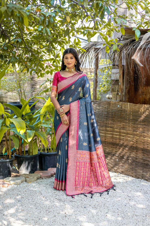 HNDLM_BLUCHRI_101_GREY saree