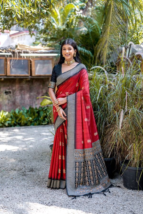 HNDLM_BLUCHRI_101_RED saree