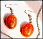 Handmade orange/golden resin pendant locket with earrings ✨️ by Artecraft