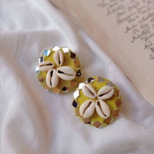 Rainvas Light Green kauri shells studs earrings