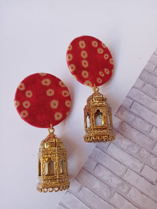 Rainvas Red bandhani print golden jhumka earrings