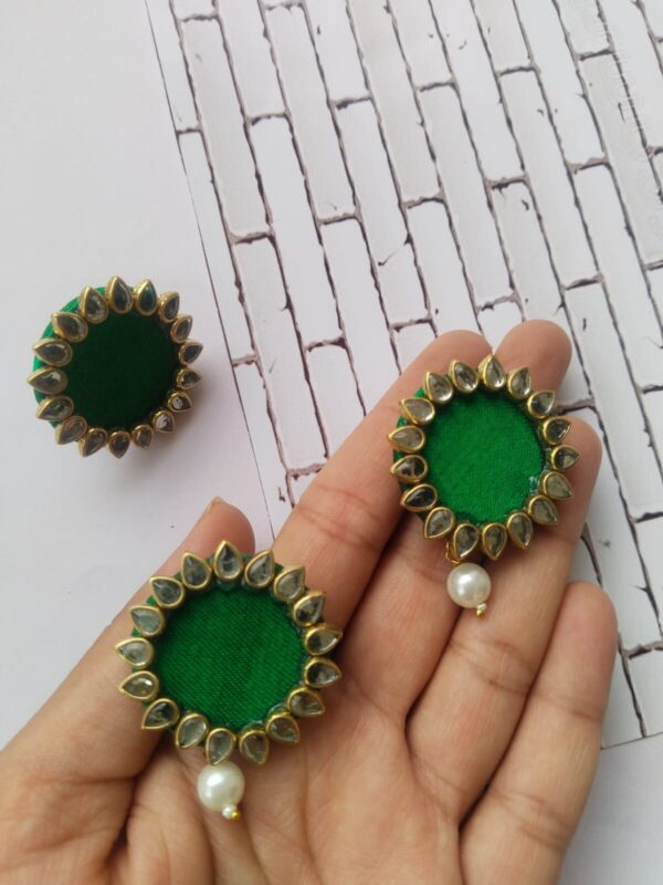 Rainvas Green Kundan rings and studs earrings combo set for women