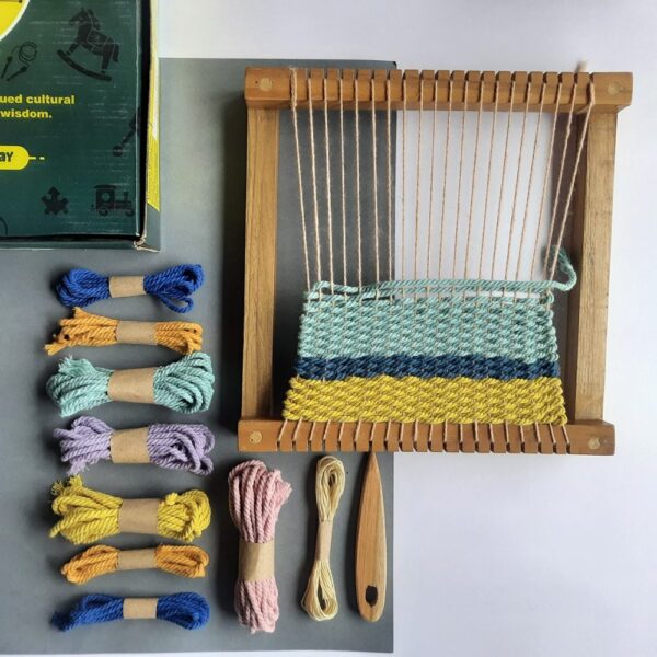 Laptop Handloom Weaving DIY Kit