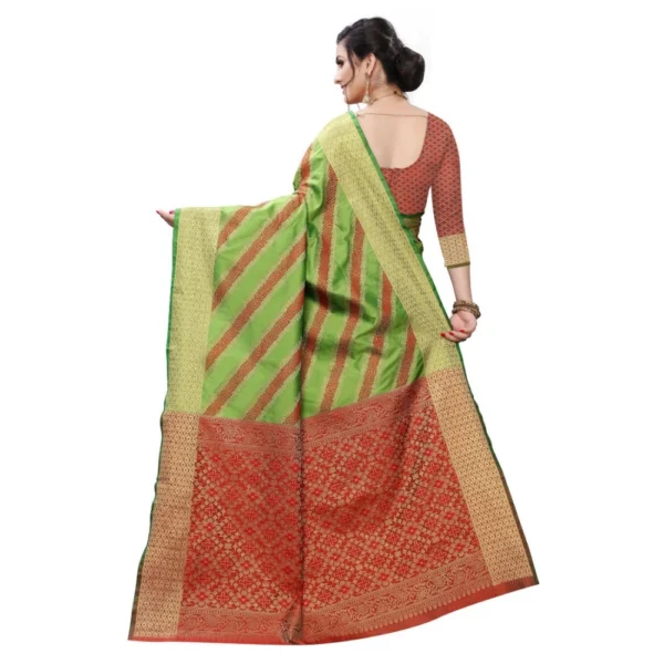 Women's Jacquard Woven Saree(Parrot Green ,5-6Mtrs)