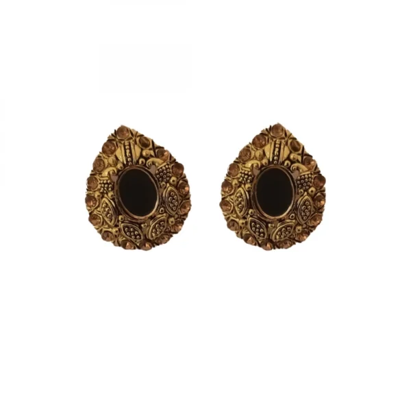 Women's Alloy Metal Stud Stone And Mirror Work Gold Plated Stud (Gold)