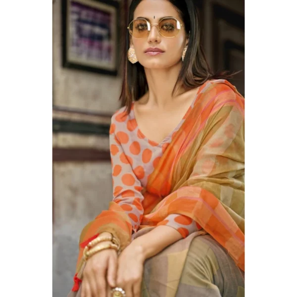 Women's Cotton Geometric Printed Saree With Blouse (Brown, 5-6 Mtrs)