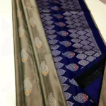 Women's Borderless Kanjivaram Silk Sarees With Unstitched Blouse (Beige)