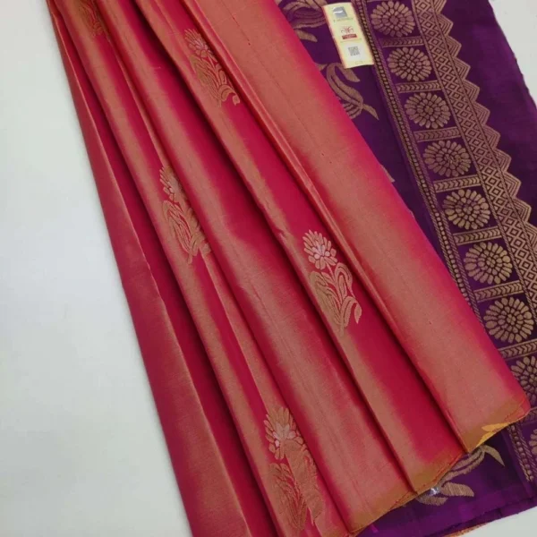 Women's Borderless Kanjivaram Silk Sarees With Unstitched Blouse (Peach)