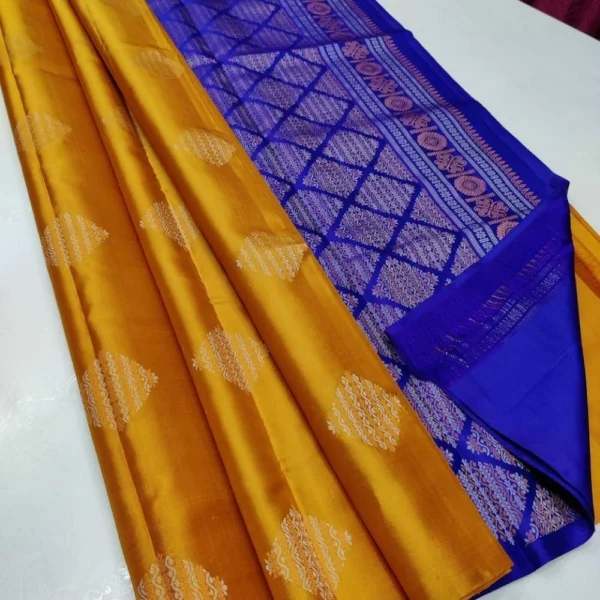 Women's Borderless Kanjivaram Silk Sarees With Unstitched Blouse (Mustard Yellow)
