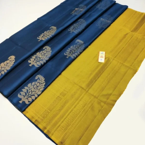 Women's Borderless Kanjivaram Silk Sarees With Unstitched Blouse (Blue)