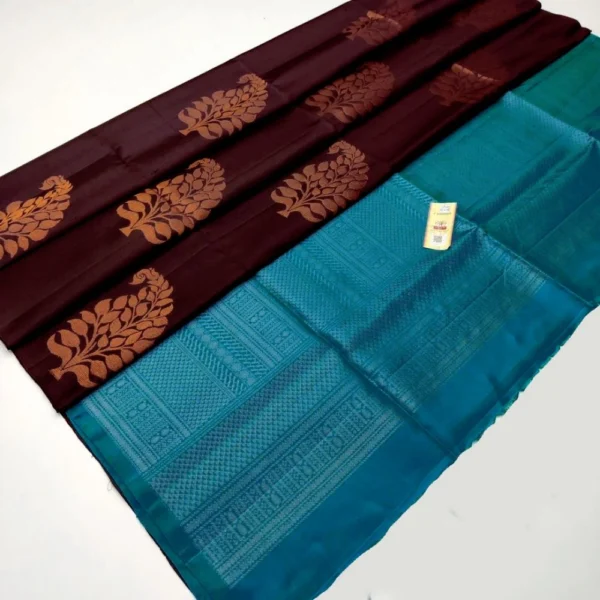 Women's Borderless Kanjivaram Silk Sarees With Unstitched Blouse (Coffee)