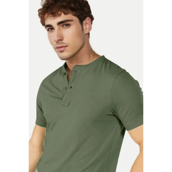 Men's Casual Half sleeve Solid Cotton Henley Neck T-shirt (Olive)