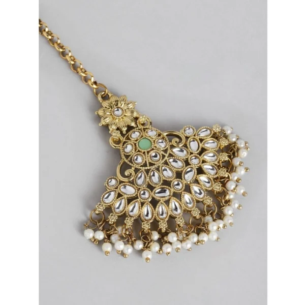 Women's Rose Gold Plated Alloy Kundan Earrings & Mangtikka (White)