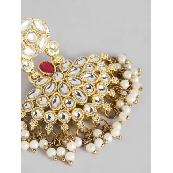 Women's Rose Gold Plated Alloy Kundan Earrings & Mangtikka (White)