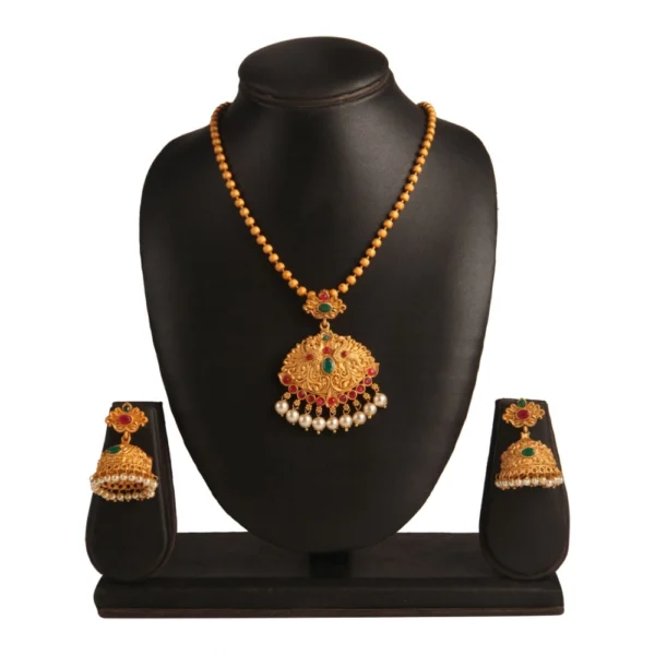 Women's Rose Gold Plated Alloy Jewellery Chain Pendant Sets (Gold & Red)