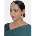 Women's Rose Gold Plated Alloy Kundan Earrings & Mangtikka (White)