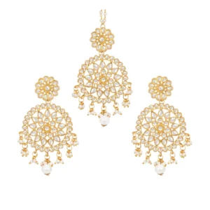 Women's Rose Gold Plated Alloy Kundan Earrings & Mangtikka (White)