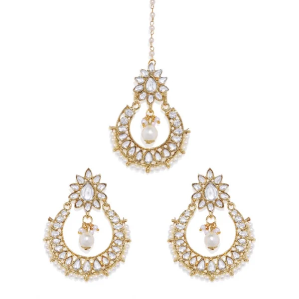 Women's Rose Gold Plated Alloy Kundan Earrings & Mangtikka (White)