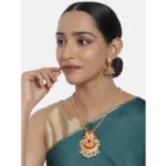 Women's Rose Gold Plated Alloy Jewellery Chain Pendant Sets (Gold & Red)