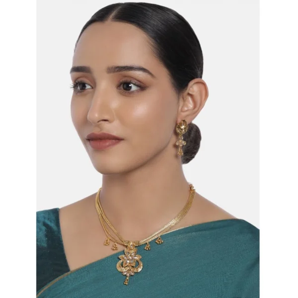 Women's Rose Gold Plated Alloy Necklace & Earings Set (Gold)