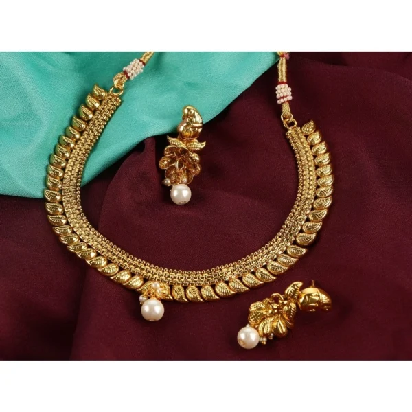 Women's Rose Gold Plated Alloy Necklace & Earings Set (Gold)