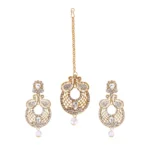 Women's Rose Gold Plated Alloy Kundan Earrings & Mangtikka (White)