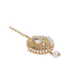 Women's Rose Gold Plated Alloy Kundan Earrings & Mangtikka (White)