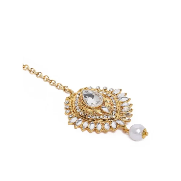 Women's Rose Gold Plated Alloy Kundan Earrings & Mangtikka (White)