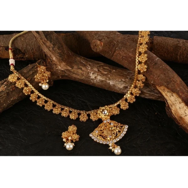 Women's Rose Gold Plated Alloy Necklace & Earings Set (Gold)