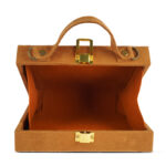 Vistu Woman Indian Bride Clutch