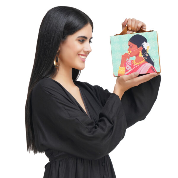 Vistu Woman Indian Bride Clutch