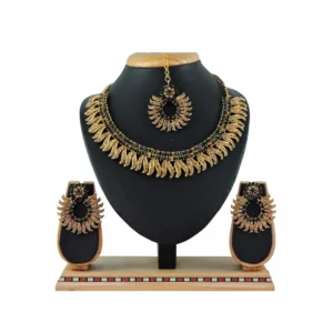 Women's Alloy Necklace set (Green)