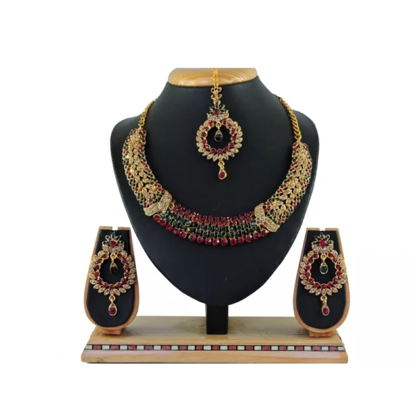 Women's Alloy Necklace set (Maroon,Green)