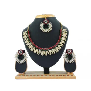 Women's Alloy Necklace set (Maroon,Green)