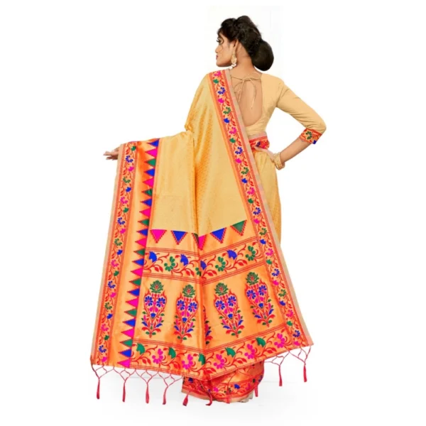 Women's Banarasi Silk Saree (Cream, 5-6mtrs)