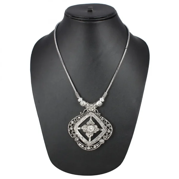 Women's Oxidised Silver Strand Necklace (Color: Silver)